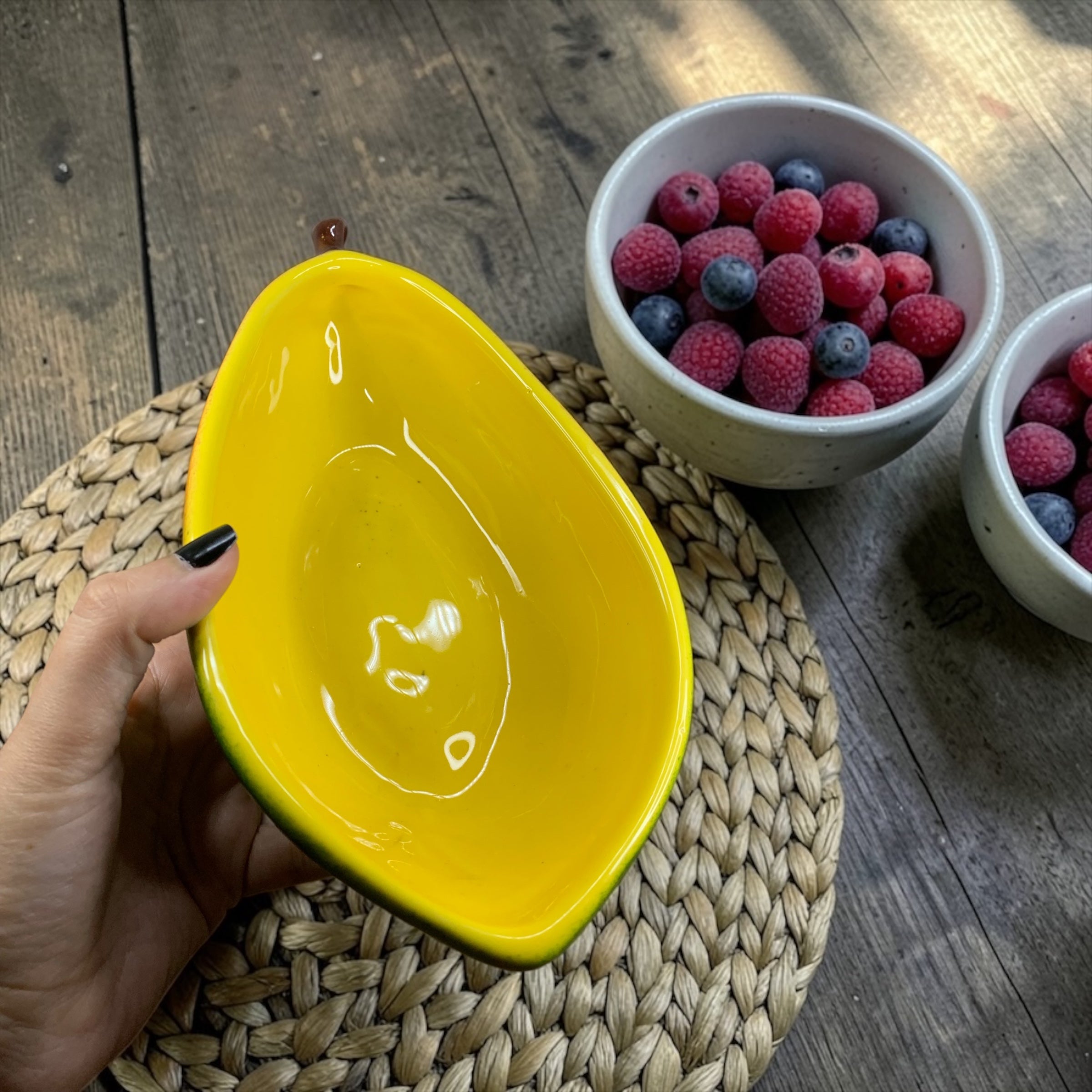 Bowl Decorado Em Manga de Cerâmica Esmaltada