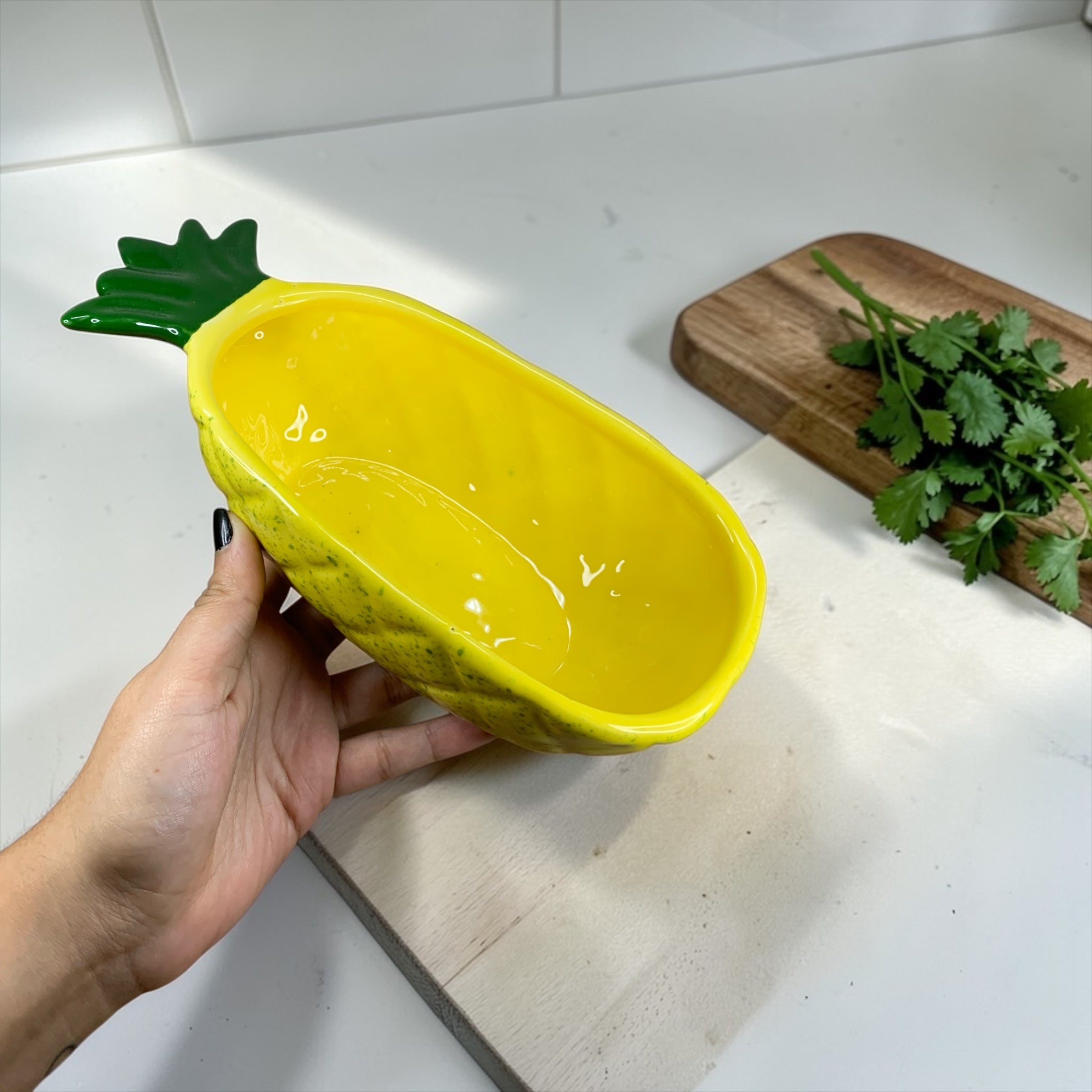 Bowl de Abacaxi Amarelo Decorado de Cerâmica